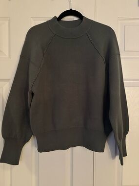 Zenana Outfitters Olive Green Cowl Neck Sweater - Size Large